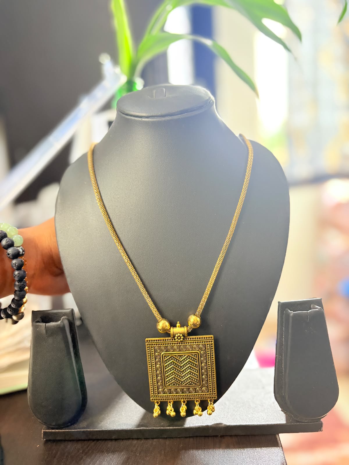 Pendant Necklace