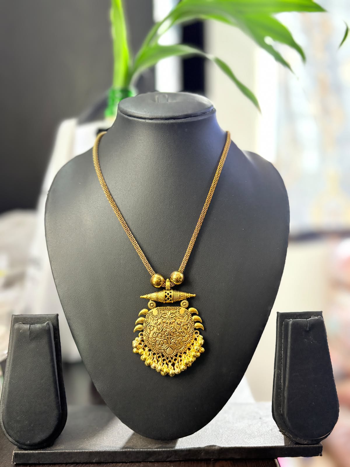 Pendant Necklace